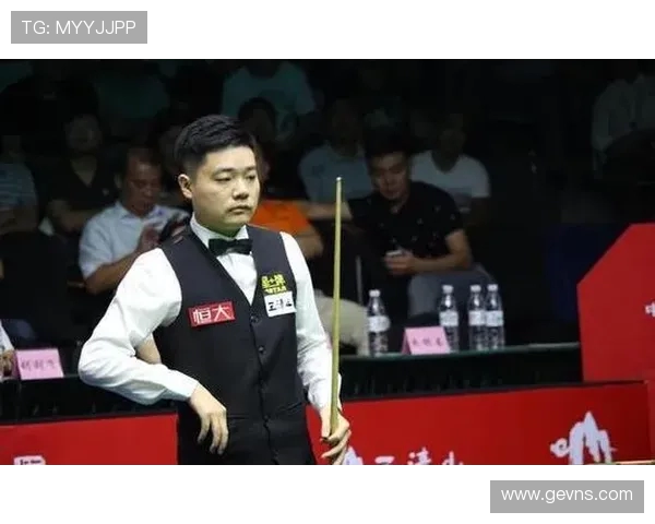 丁俊晖与史蒂夫戴维斯巅峰对决谁将书写斯诺克历史新篇章