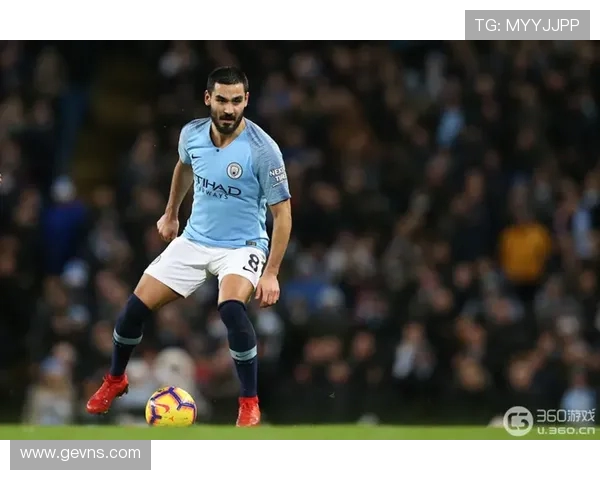 京多安领衔球队新篇章展望未来足球生涯与个人成长之路