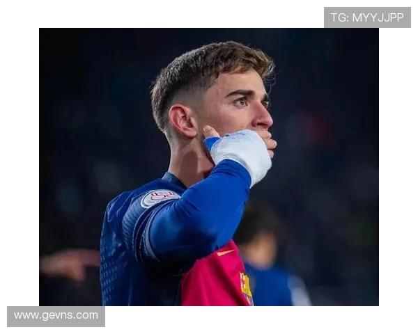 加维领衔球队崛起新篇章展现年轻球员的无限潜力与未来希望